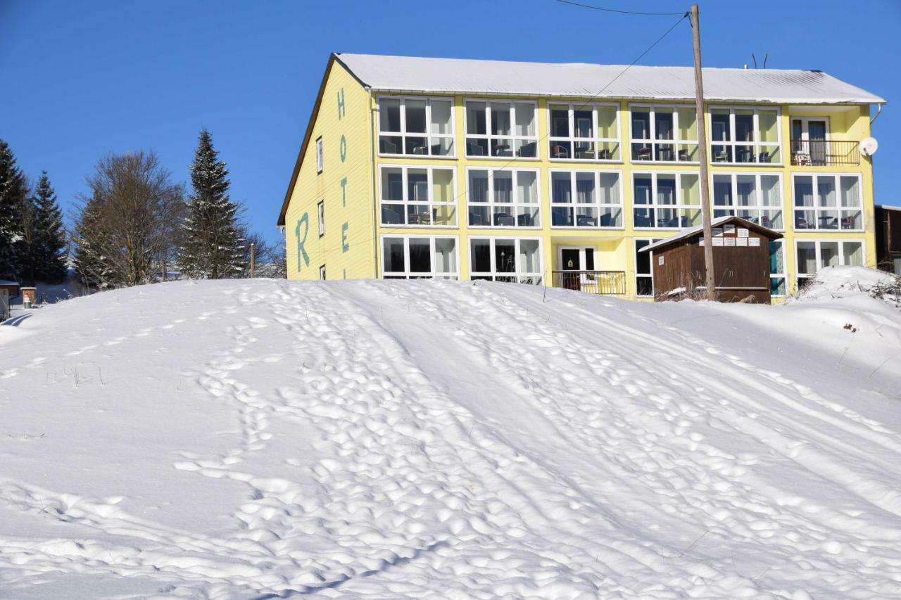 Marschalls Hotel Am Rennsteig Neuhaus am Rennweg Exterior foto